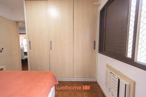 Apto em Guarujá a 3 min a pe da Praia Pitangueiras