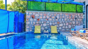 Yeşilköy 2 bedroom villa with private pool hot tub