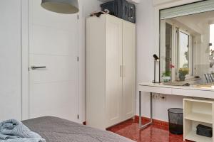 Spectacular Sea Views, 2 bed,2 bath