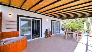 İslamlar 1 bedroom secluded villa with private pool hot tub