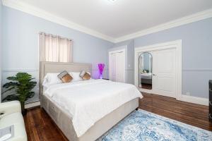 Nightingale In Boston