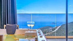 Akbel 5 bedroom seaview villa with private pool hot tub