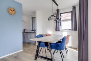 4 - Persoons Lake Area 48 Bungalow