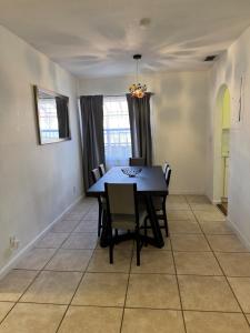 Fort Lauderdale Gem Private Yard and Patio