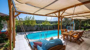 İslamlar 2 bedroom secluded villa with private pool hot tub