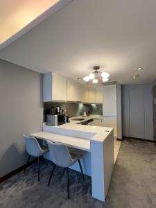 Kensington Studio Kempinski Residences Dubai Mall