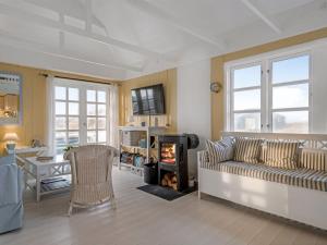 Holiday Home Åsta - 200m from the sea by Interhome