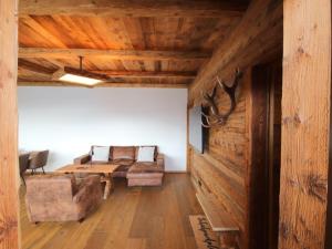Holiday Home Chalet Ebenholz by Interhome