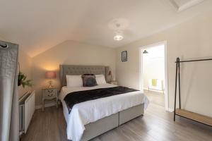 Dollys Farm Multi Home Group Stay