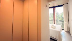 Modern Apartment with Office & Garage in Las Lomas