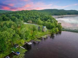 Lake Bomoseen - Lake Access, Fire Pit & BBQ