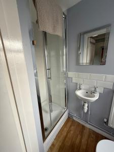 Augustines Cottage, Canterbury centre Free Parking