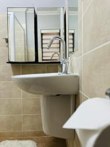 Cozy Studio Apartment