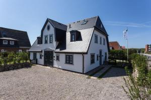 Villa-Aegir-Wohnung-Josi-Modern-mit-Sauna-Wellnessmoeglichkeit