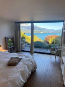 Annecy Lake Chalet 1850