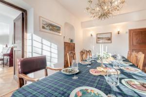 6 Bed in Englefield Green oc-e34166