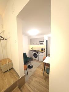 107 Comfortable Studio 15 Minutes Center Madrid