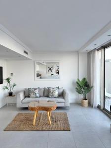 Sky View City Apartment