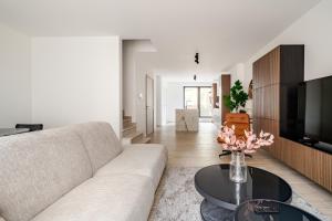 Casa Blanc - Coastal Triplex