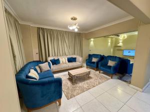 entire apartment,services include