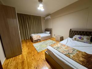 entire apartment,services include