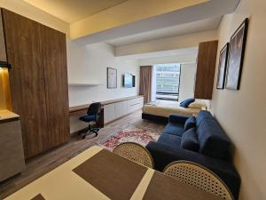 1409 Loft North Point 2