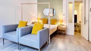 SERVUS HOMES - Metro Stadthalle - AMADEUS II