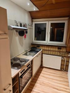 Doppelzimmer günstig und voll ausgestattet