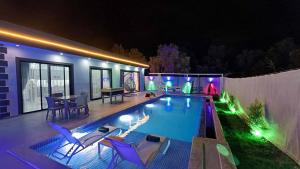 Üzümlü 1 bedroom secluded villa with private pool hot tub