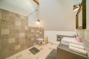 DáLe - jen tak si žít ...