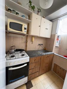 Dpto Boulevard 3 personas centro a metros del mar