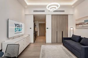 Chic Studio in Me Do Re JLT YOLO