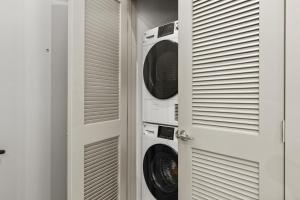 Brick & Bed Riverfront Lofts, H 503