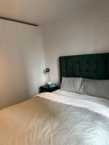 2 Luxury Bedroom Asquith House