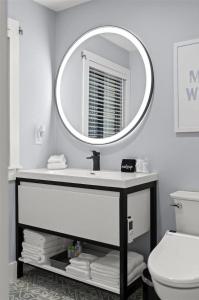 Beach Haven Updated Steps to Beach with Stunning Ocean Views