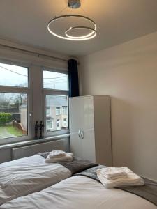 Brynglas M4 Gateway - 4 BDR Business Family 20 pct Off