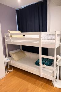 Very large studio Batignolles, Paris 17th arrondissement