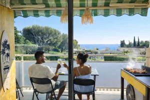 La Baie - Studio neuf avec balcon vue mer, à 5min de la mer avec parking - By AURAconciergerie