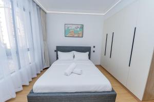 Modern-1BR Near Junction Mall GYM Fast Wi-Fi Pool