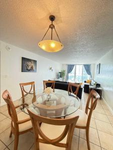 Amazing 2 bd Sunny Isles family apart STR - 01306