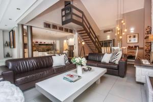 Hidden Gem-3Bed Parking & Pool