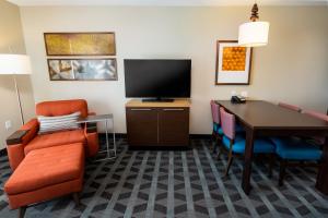 TownePlace Suites Irvine Lake Forest
