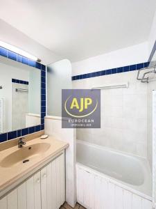 Résidence Bleu Marine - Appartement vue mer 4 personnes, résidence avec piscine, Lacanau Océan MAE-0461