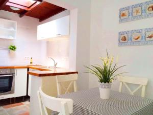 Casita Blanca, Jardín del Sol 1