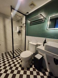 The Regal Loft - Art Deco Stay Near Picnic Grove Tagaytay