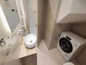 Athens Glyfada Luxury Loft Swimming Pool fully equippednew