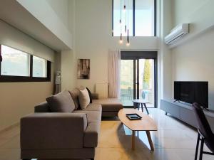 Athens Glyfada Luxury Loft Swimming Pool fully equippednew