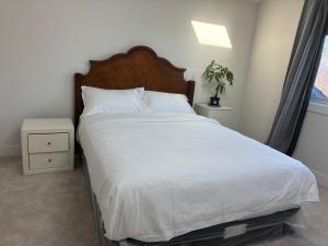 Comfortable Private Room in a Shared Home