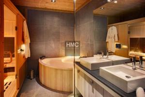 Nanook luxe montagnard sauna et jacuzzi