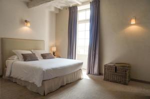 Hotels Boutique Hotel La Villa MONTESQUIEU : Chambre Familiale - Vue sur Jardin